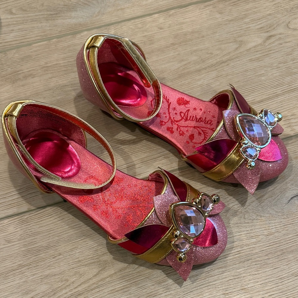 Disney Princess Aurora Deluxe Costume with Shoes - Picture 7 of 7